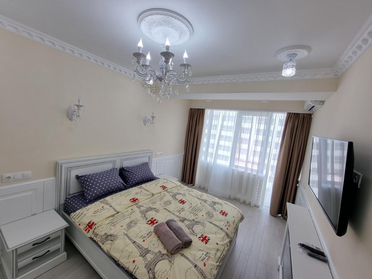 Tourist Grand Apartments Ultracentral Chisinau Exterior photo
